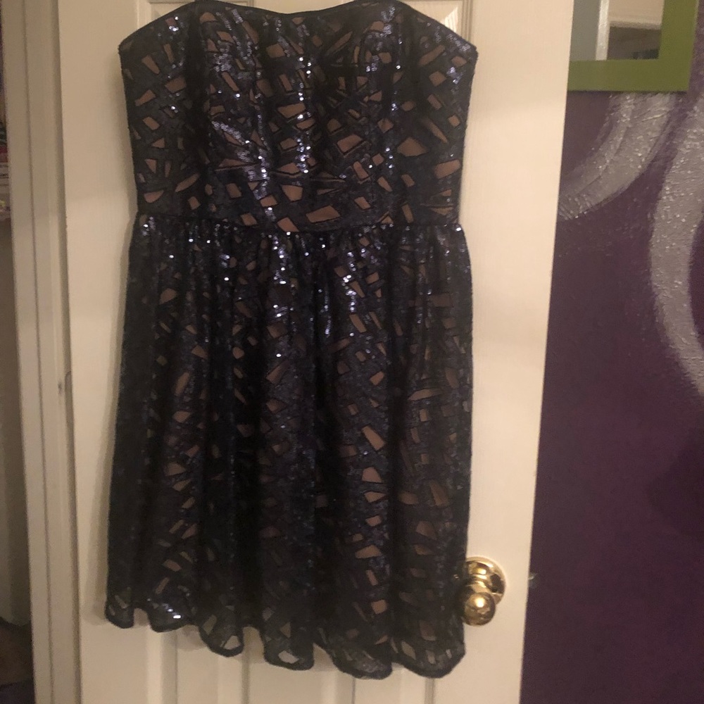 Fabulous strapless Sequin dress!